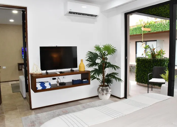 Menesse Luxury By Spot Apartment